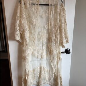Elegant Cream Lace Kimono Robe